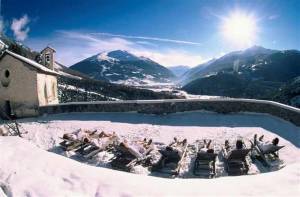 Xtrallusion photo library of independent, self-guided walking and sightseeing holidays in Italy. Pictures, images, photos and photographs taken along the way of this 1-day walking itinerary, to give you a visual impression of the day's walk.